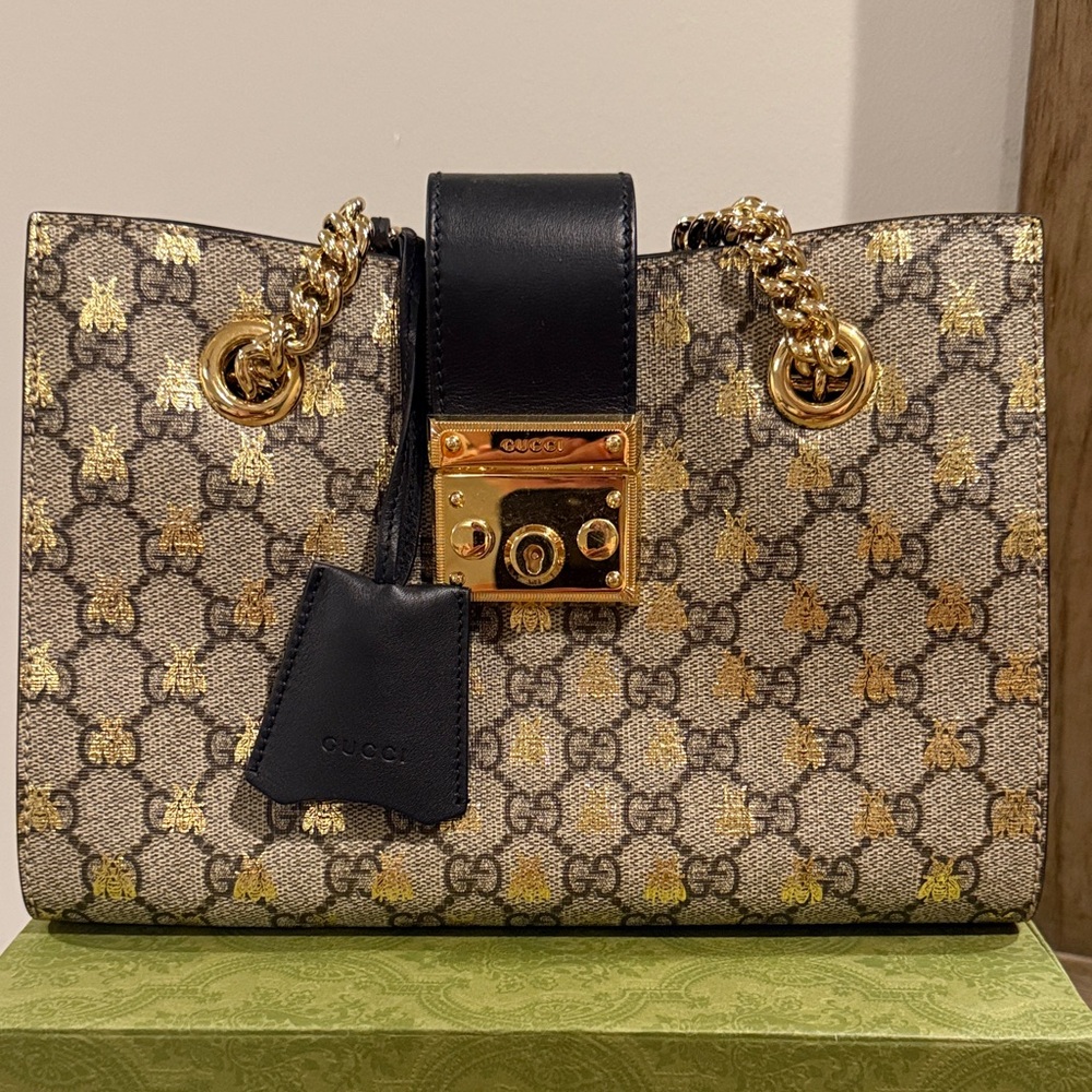 Gucci Black and Gold Patterned Shoulder Bag